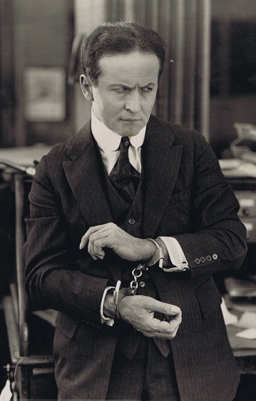 Harry Houdini as journalist